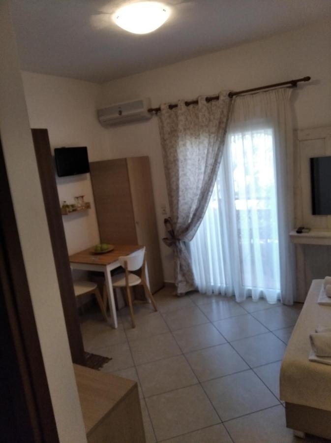 Ferienwohnung Inanthi Potos Exterior foto