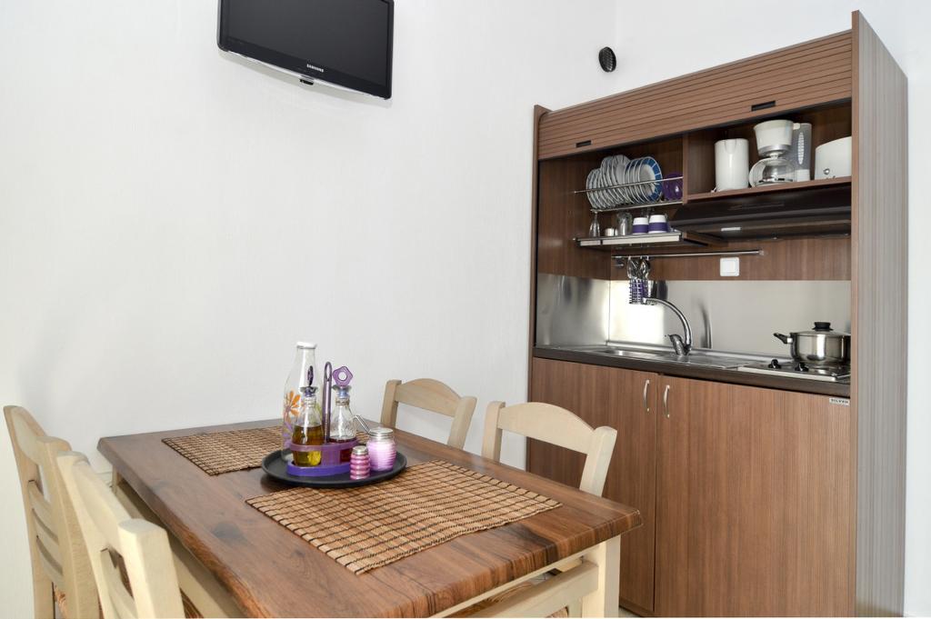 Ferienwohnung Inanthi Potos Exterior foto